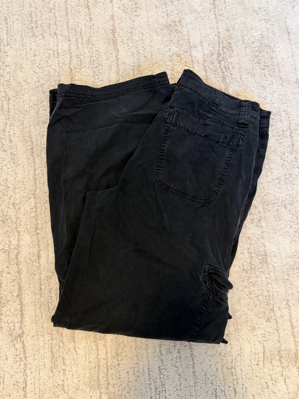 American Eagle Wide Leg Cargo Pants